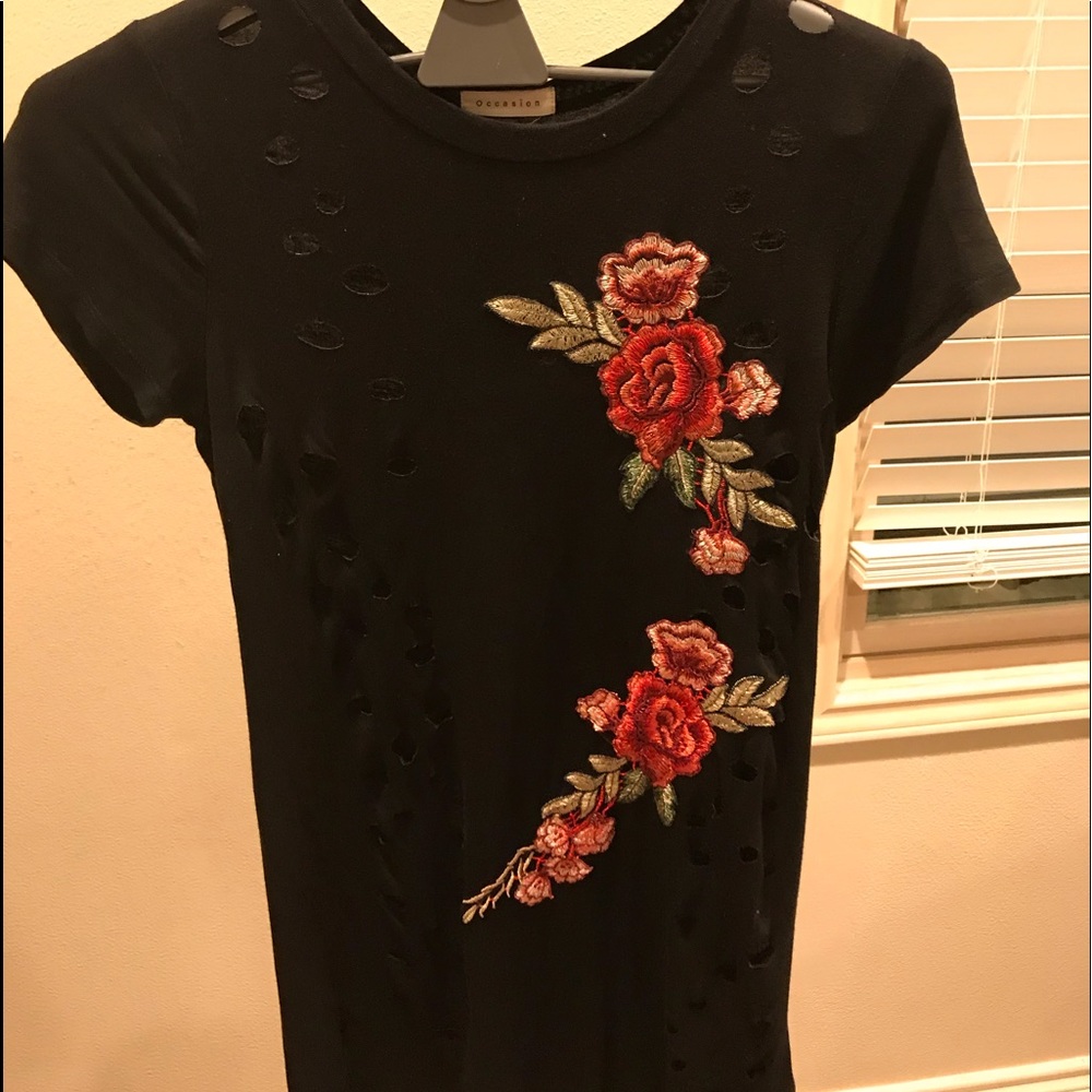 T shirt brand occasion rose embroidery & slits